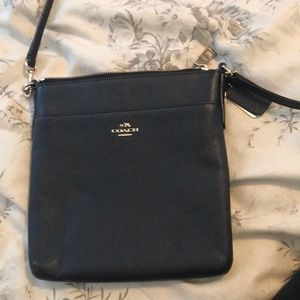 Crossover black, smoke free/ pet free